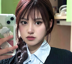 今は写真をたくさん撮ってます笑